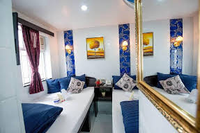 Image of Canada Hotel